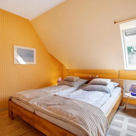 Tetens Apartment *